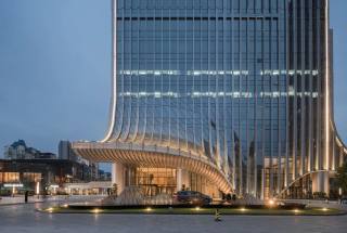 历时5年，打造随光“舞动”的重庆高科希尔顿酒店