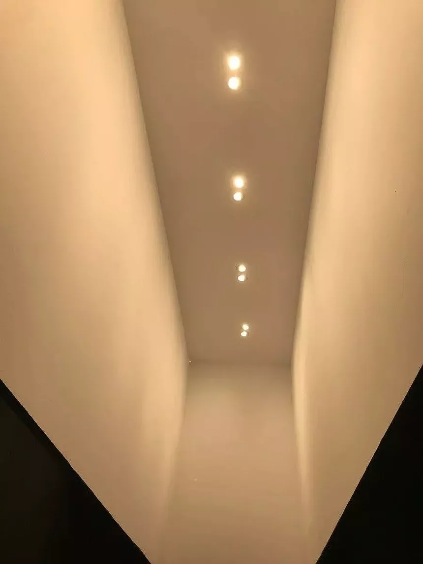 567 (42)