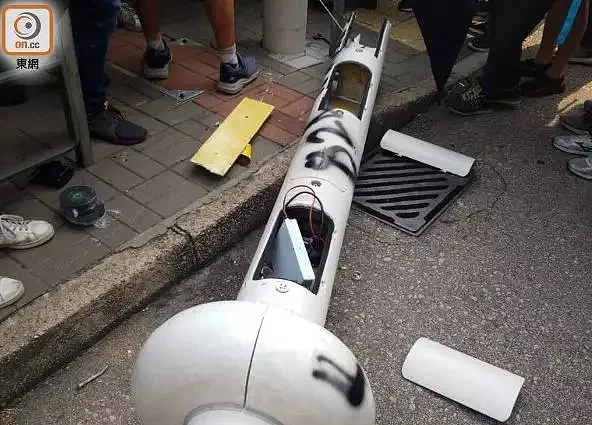 640 (2)