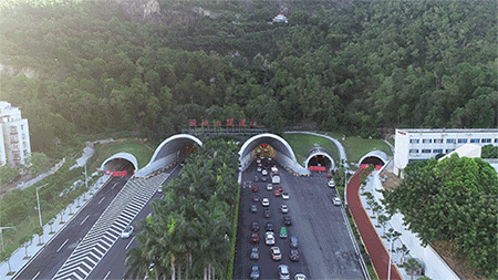 采用“普通照明+景观照明”的国内最长慢行景观隧道开通