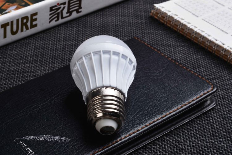 led灯一般能用几年?如何保养LED灯?