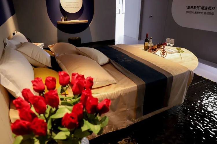 特优仕照明携手得邦总部亮相第28届广州国际照明展览会！