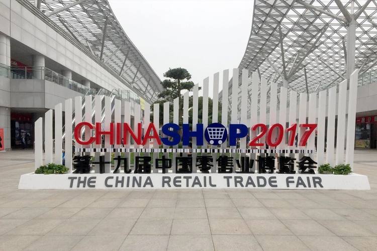 跨越九年！探秘金刚货架灯的进化之路